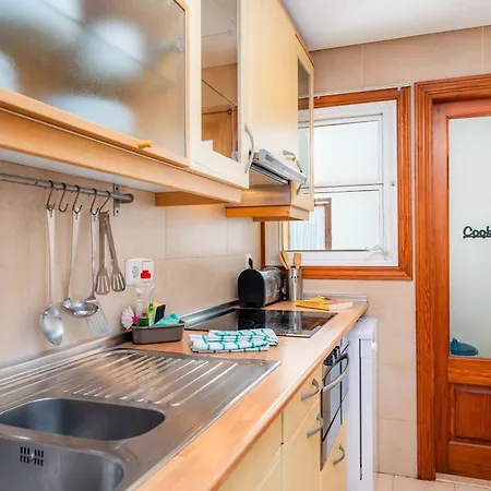 Tonia * 포엔샤 항구